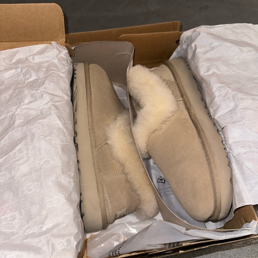 UGG RITA SIZE 7 - Picture 4 of 9